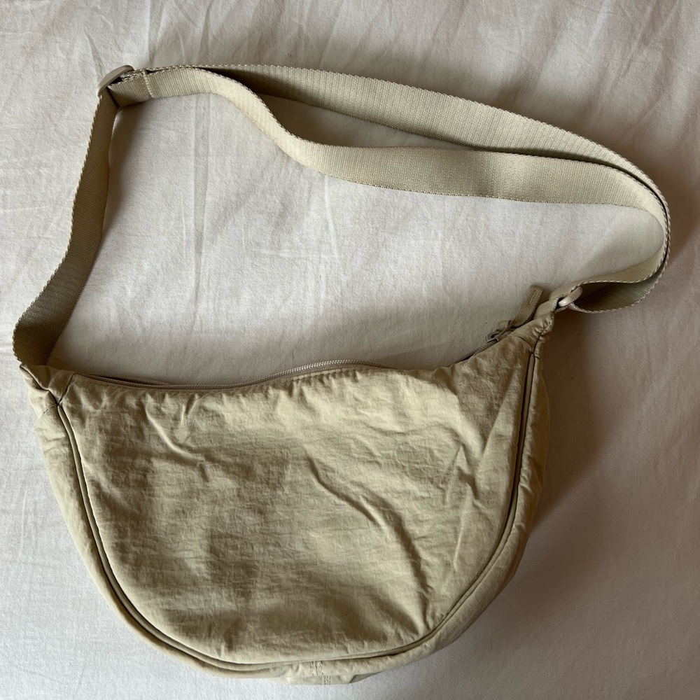 Uniqlo shoulder bag